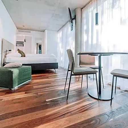 Blackhome South I Contactless Check-in Инсбрук
