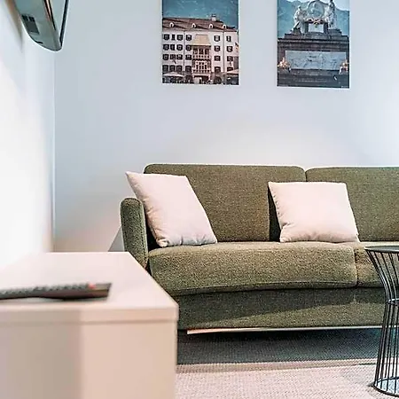 Blackhome South I Contactless Check-in Aparthotel Innsbruck