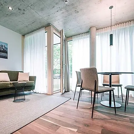 Blackhome South I Contactless Check-in Апарт-отель 4*