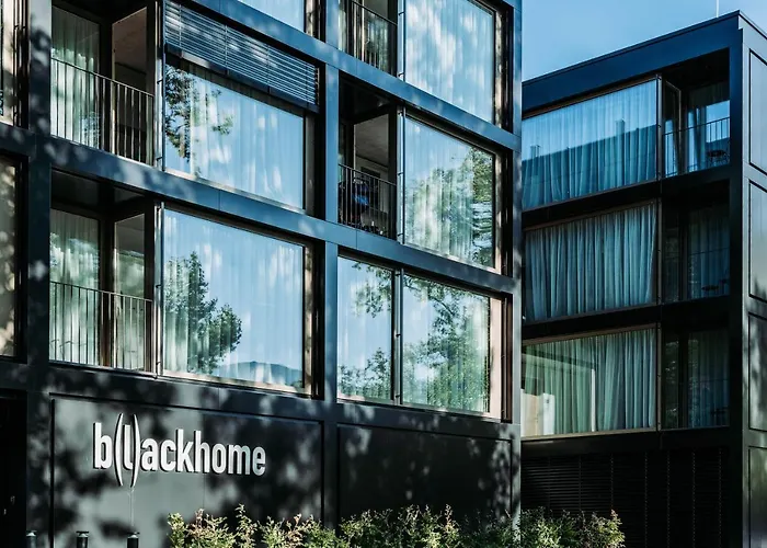 Blackhome South I Contactless Check-in 4*