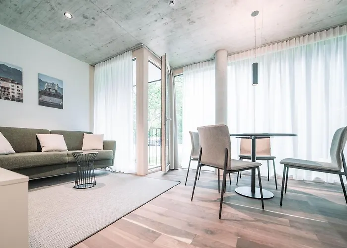 Апарт-готель Blackhome South I Contactless Check-in Інсбрук