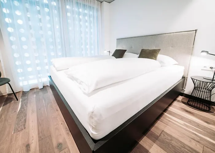 Blackhome South I Contactless Check-in